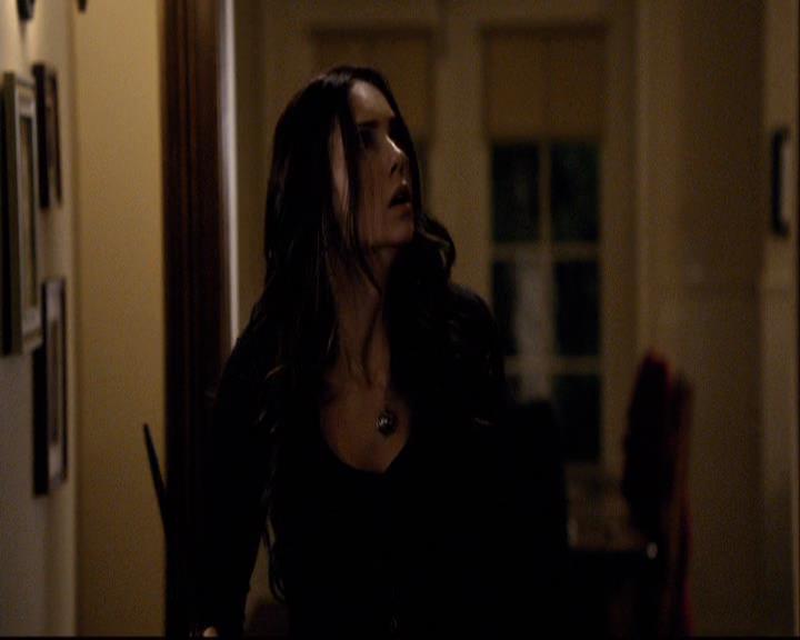 VampireDiariesWorld-dot-org_2x01TheReturn0127.jpg