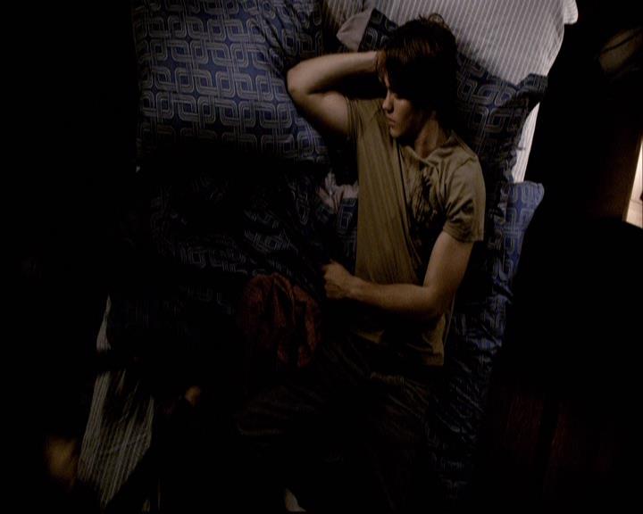VampireDiariesWorld-dot-org_2x01TheReturn0131.jpg