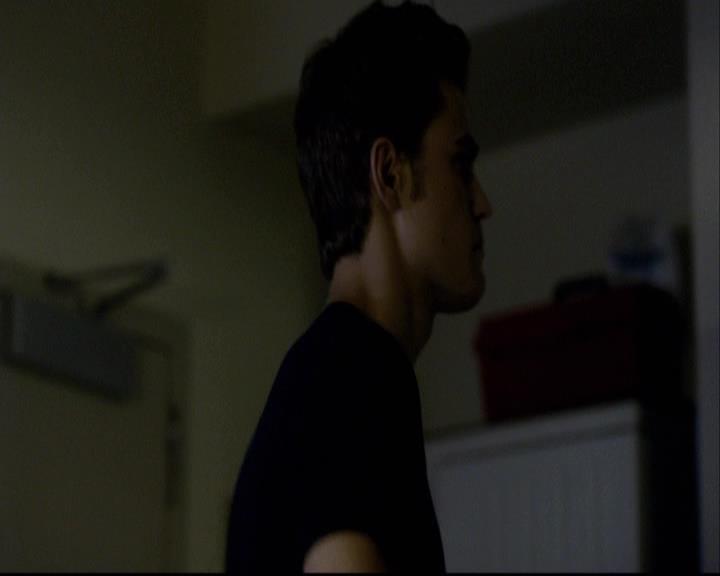 VampireDiariesWorld-dot-org_2x01TheReturn0828.jpg
