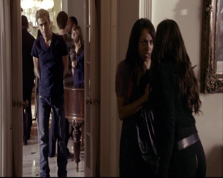 VampireDiariesWorld-dot-org_2x01TheReturn1120.jpg