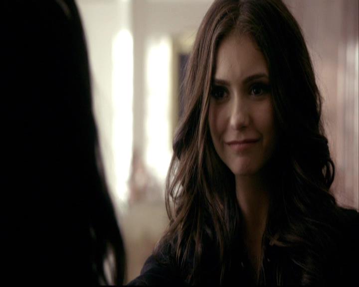 VampireDiariesWorld-dot-org_2x01TheReturn1125.jpg