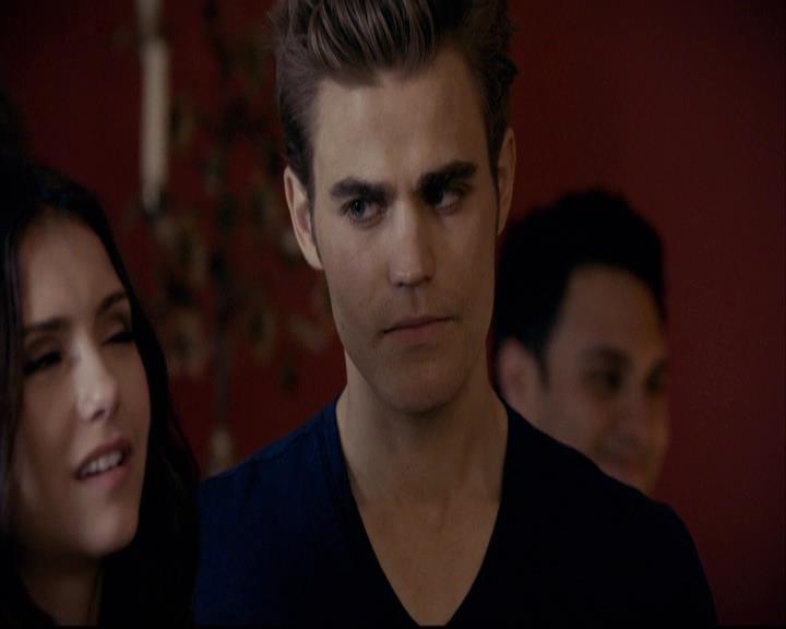 VampireDiariesWorld-dot-org_2x01TheReturn1167.jpg