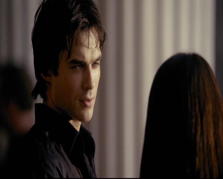 VampireDiariesWorld-dot-org_2x01TheReturn1264.jpg