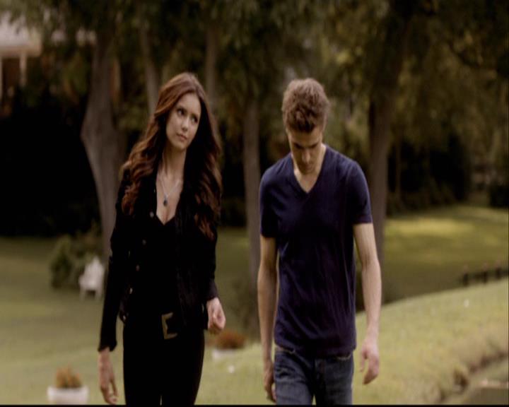 VampireDiariesWorld-dot-org_2x01TheReturn1406.jpg