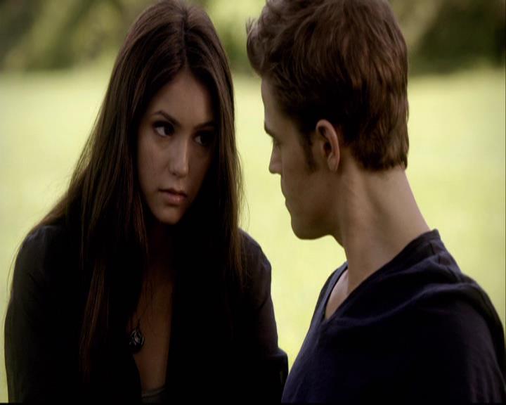 VampireDiariesWorld-dot-org_2x01TheReturn1507.jpg
