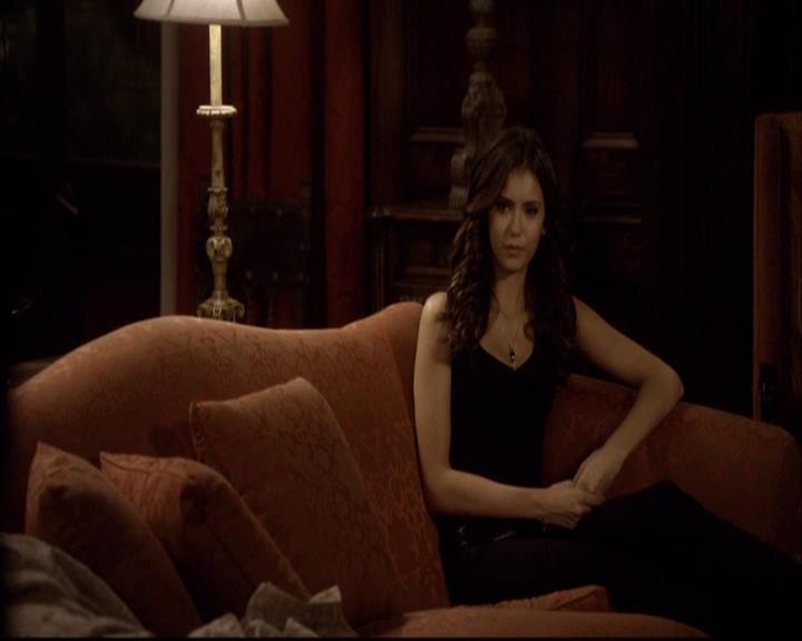 VampireDiariesWorld-dot-org_2x01TheReturn1759.jpg