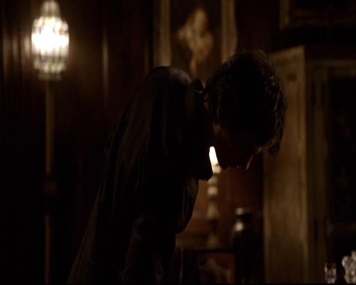 VampireDiariesWorld-dot-org_2x01TheReturn1766.jpg