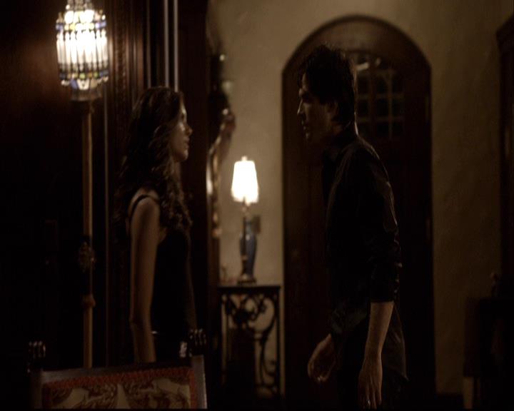 VampireDiariesWorld-dot-org_2x01TheReturn1769.jpg