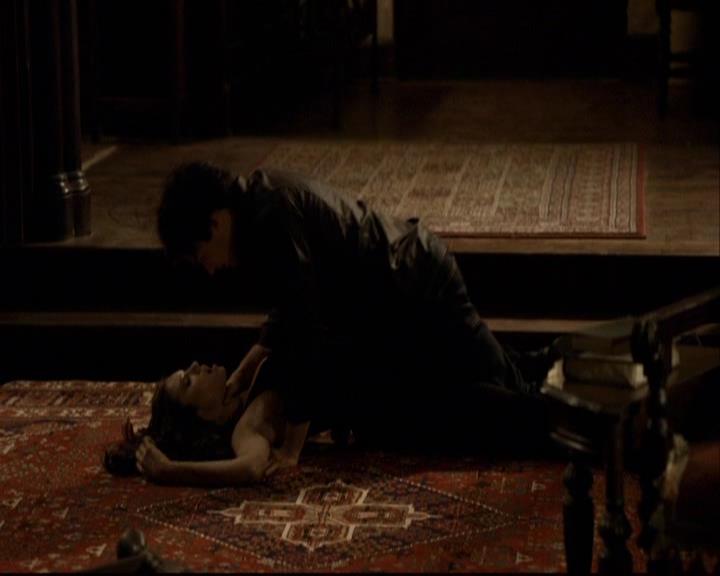 VampireDiariesWorld-dot-org_2x01TheReturn1805.jpg