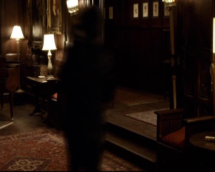 VampireDiariesWorld-dot-org_2x01TheReturn1818.jpg