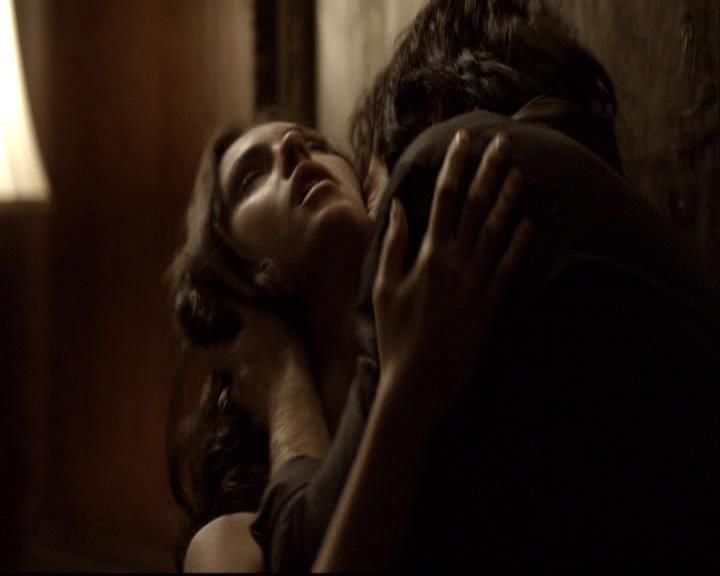 VampireDiariesWorld-dot-org_2x01TheReturn1827.jpg
