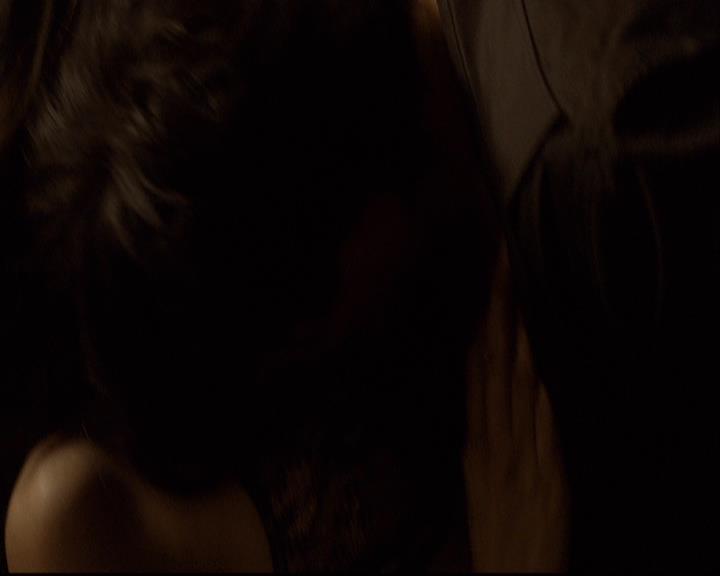 VampireDiariesWorld-dot-org_2x01TheReturn1828.jpg