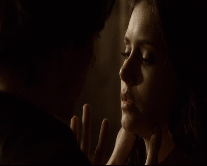 VampireDiariesWorld-dot-org_2x01TheReturn1869.jpg