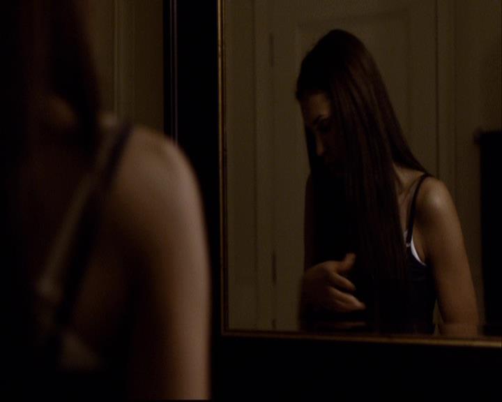 VampireDiariesWorld-dot-org_2x01TheReturn1921.jpg
