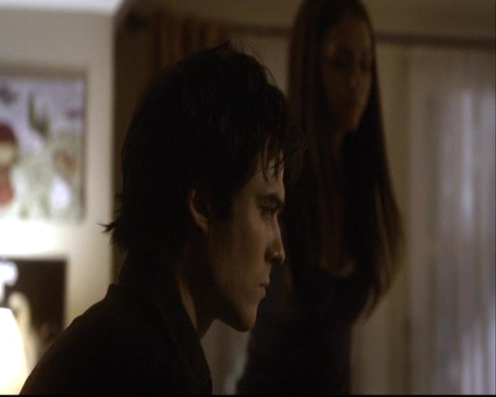 VampireDiariesWorld-dot-org_2x01TheReturn1934.jpg