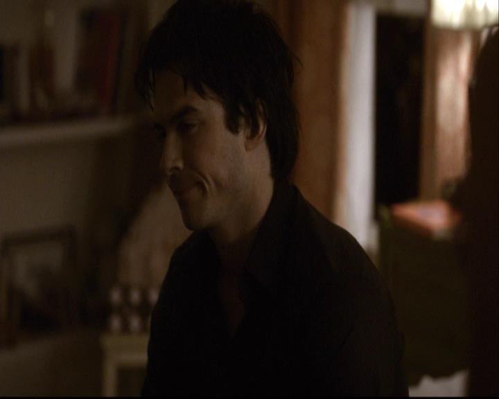 VampireDiariesWorld-dot-org_2x01TheReturn1938.jpg