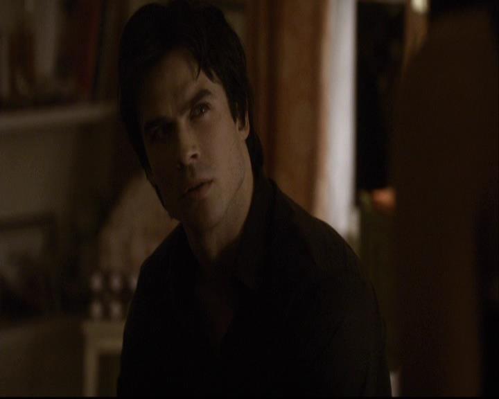 VampireDiariesWorld-dot-org_2x01TheReturn1963.jpg