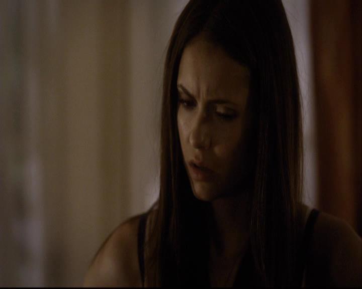 VampireDiariesWorld-dot-org_2x01TheReturn1969.jpg