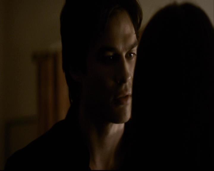 VampireDiariesWorld-dot-org_2x01TheReturn1979.jpg
