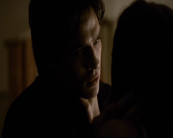 VampireDiariesWorld-dot-org_2x01TheReturn1985.jpg