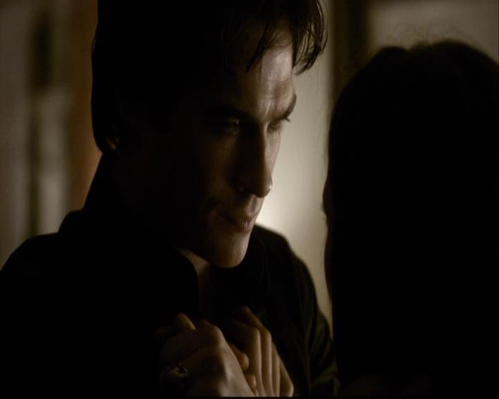 VampireDiariesWorld-dot-org_2x01TheReturn1995.jpg