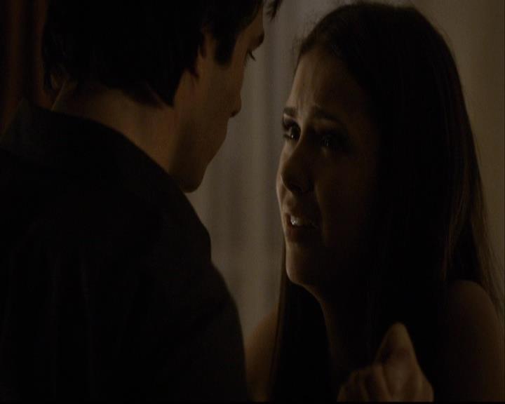 VampireDiariesWorld-dot-org_2x01TheReturn1999.jpg