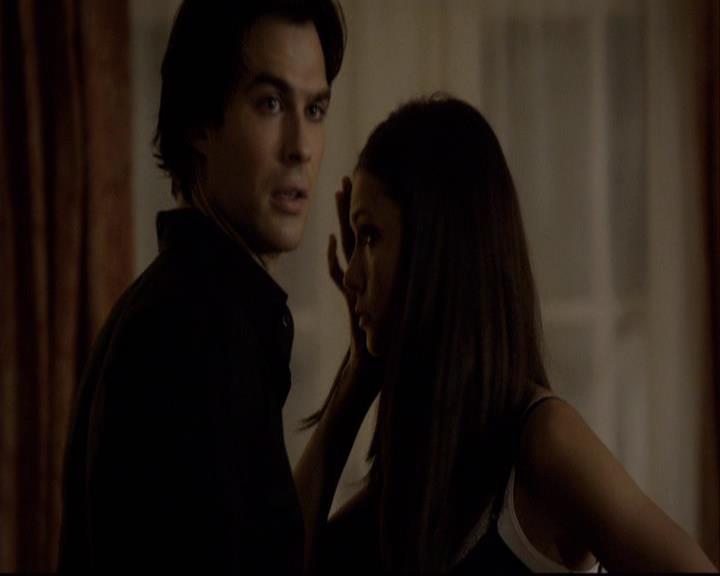 VampireDiariesWorld-dot-org_2x01TheReturn2007.jpg