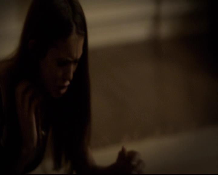 VampireDiariesWorld-dot-org_2x01TheReturn2026.jpg