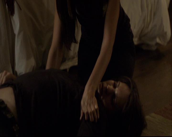 VampireDiariesWorld-dot-org_2x01TheReturn2040.jpg