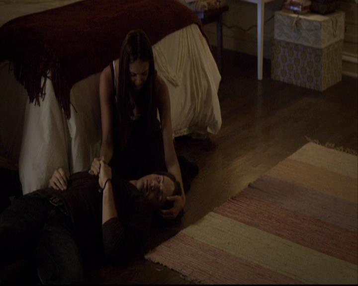 VampireDiariesWorld-dot-org_2x01TheReturn2063.jpg