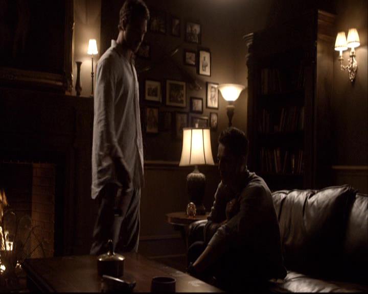 VampireDiariesWorld-dot-org_2x01TheReturn2068.jpg
