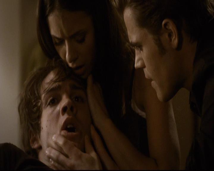 VampireDiariesWorld-dot-org_2x01TheReturn2148.jpg