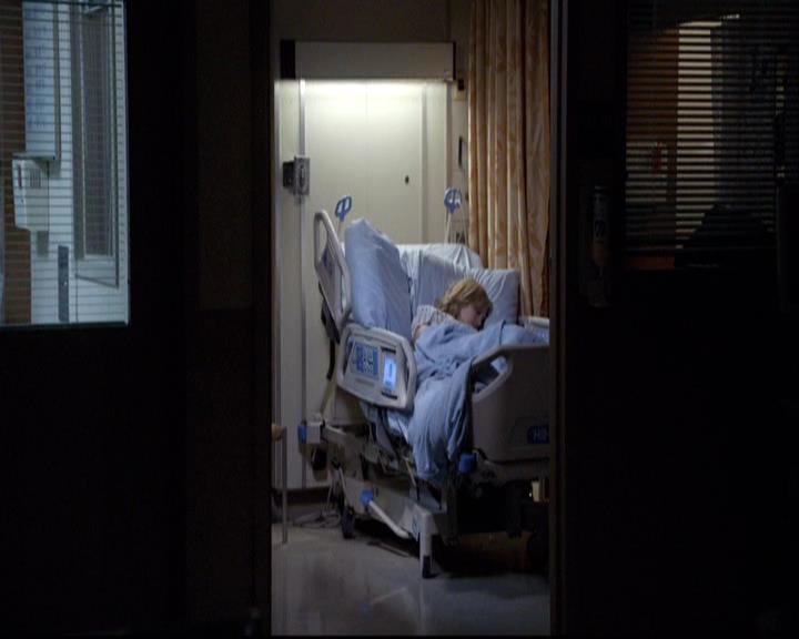 VampireDiariesWorld-dot-org_2x01TheReturn2162.jpg