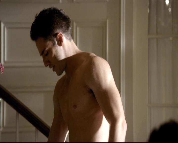 VampireDiariesWorld-dot-org_2x02BraveNewWorld0392.jpg