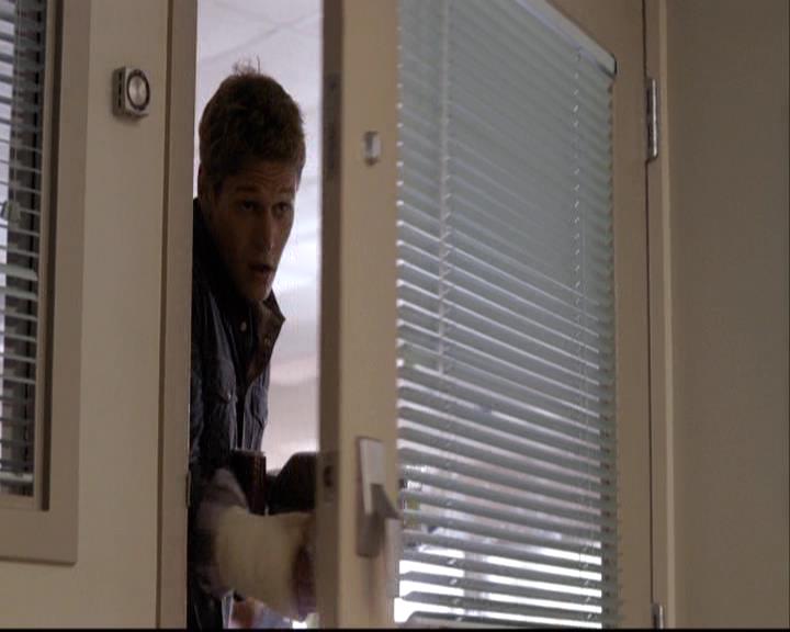 VampireDiariesWorld-dot-org_2x02BraveNewWorld0450.jpg