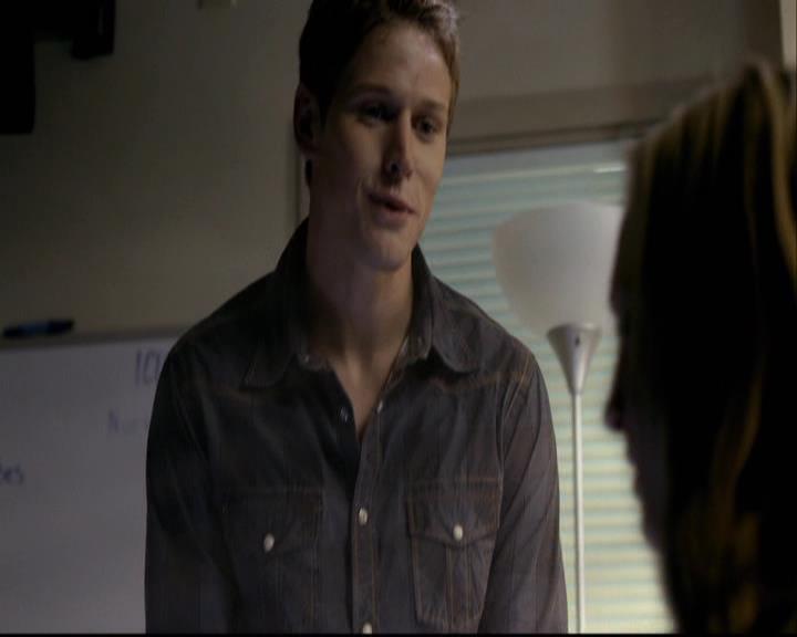 VampireDiariesWorld-dot-org_2x02BraveNewWorld0457.jpg