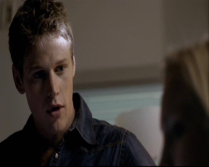 VampireDiariesWorld-dot-org_2x02BraveNewWorld0465.jpg