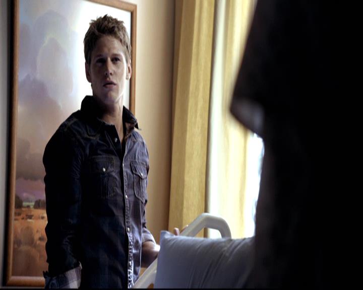 VampireDiariesWorld-dot-org_2x02BraveNewWorld0494.jpg