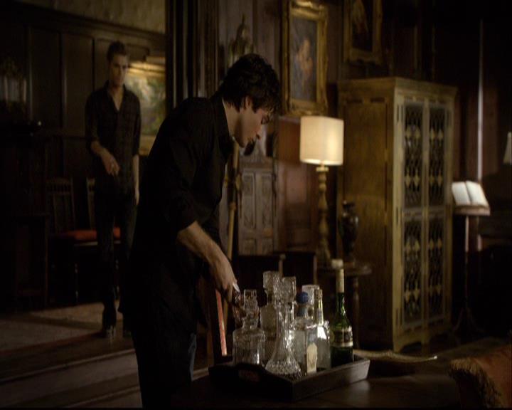 VampireDiariesWorld-dot-org_2x02BraveNewWorld0521.jpg