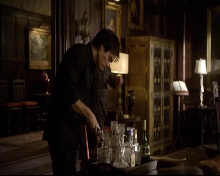 VampireDiariesWorld-dot-org_2x02BraveNewWorld0523.jpg