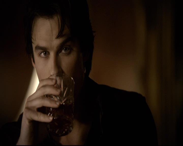 VampireDiariesWorld-dot-org_2x02BraveNewWorld0535.jpg