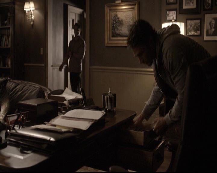 VampireDiariesWorld-dot-org_2x02BraveNewWorld0751.jpg