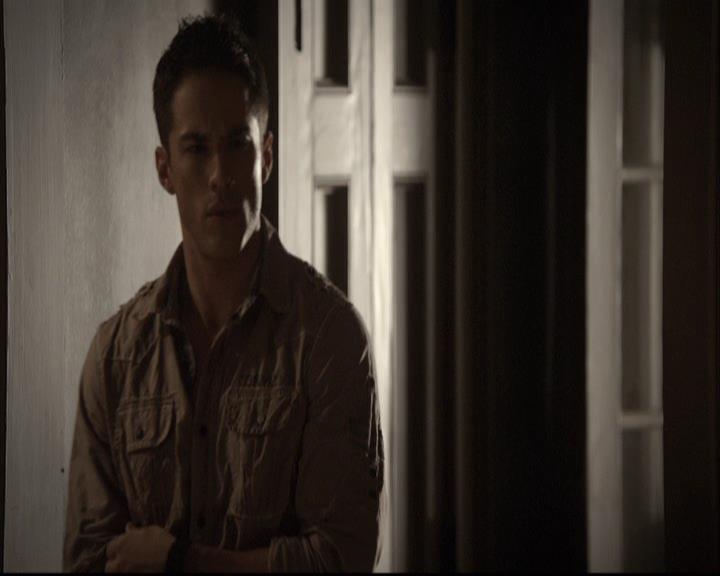 VampireDiariesWorld-dot-org_2x02BraveNewWorld0754.jpg