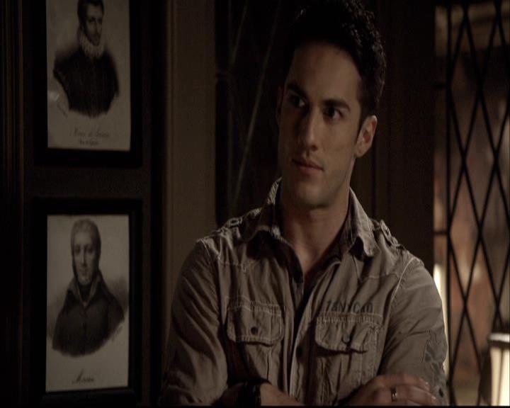 VampireDiariesWorld-dot-org_2x02BraveNewWorld0781.jpg