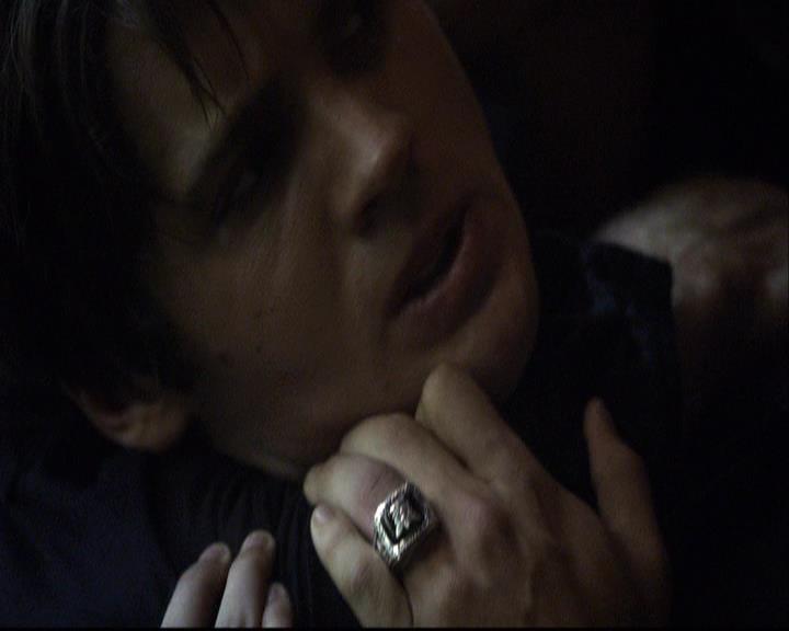 VampireDiariesWorld-dot-org_2x02BraveNewWorld0833.jpg