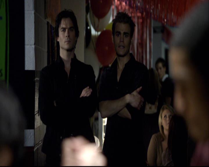 VampireDiariesWorld-dot-org_2x02BraveNewWorld0911.jpg