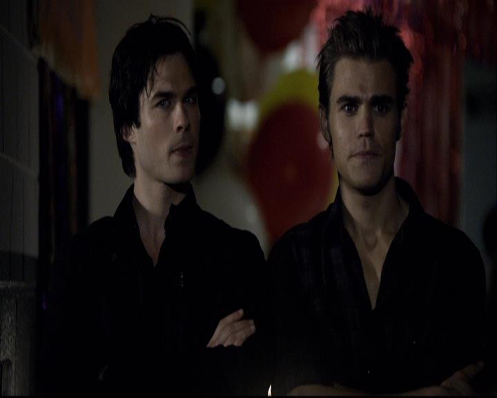 VampireDiariesWorld-dot-org_2x02BraveNewWorld0917.jpg