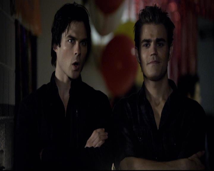 VampireDiariesWorld-dot-org_2x02BraveNewWorld0926.jpg