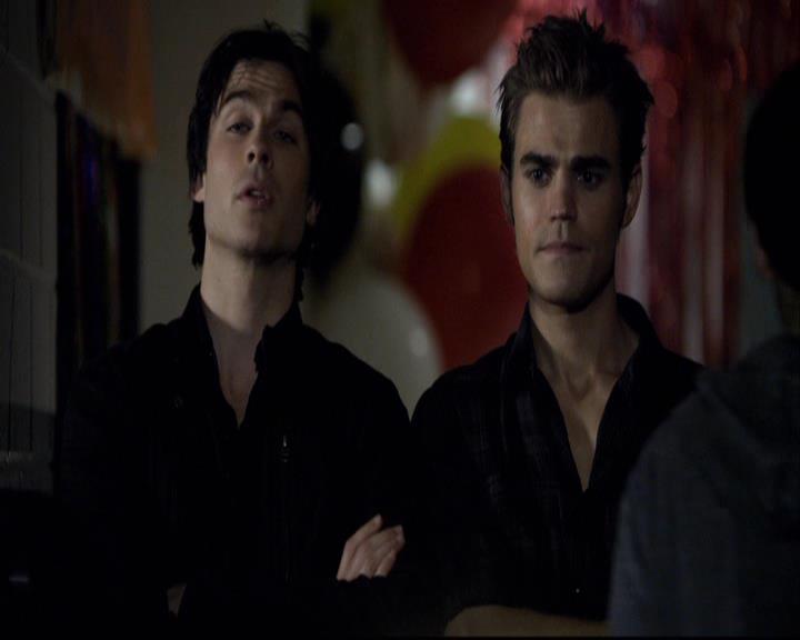 VampireDiariesWorld-dot-org_2x02BraveNewWorld0944.jpg