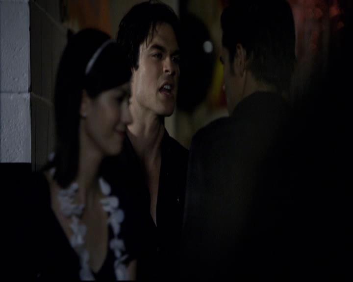 VampireDiariesWorld-dot-org_2x02BraveNewWorld0971.jpg